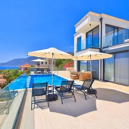 Aria Villa *